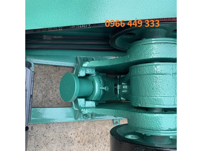 Máy nghiền kẹp hàm