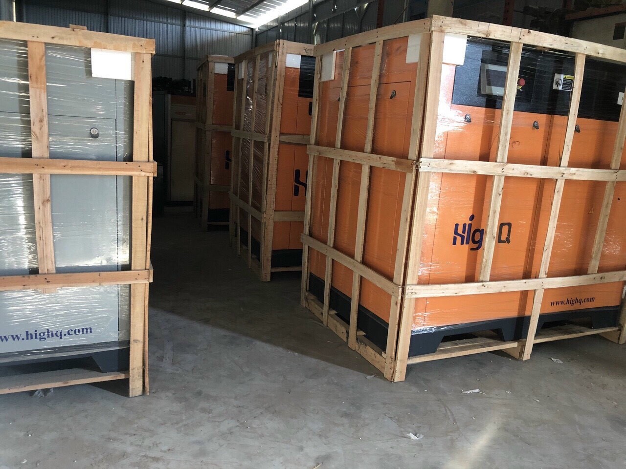 Máy Nén Khí luôn có sẳn trong kho