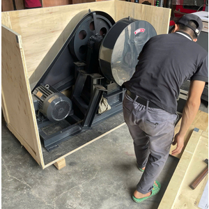 Máy nghiền kẹp hàm PE 150x250