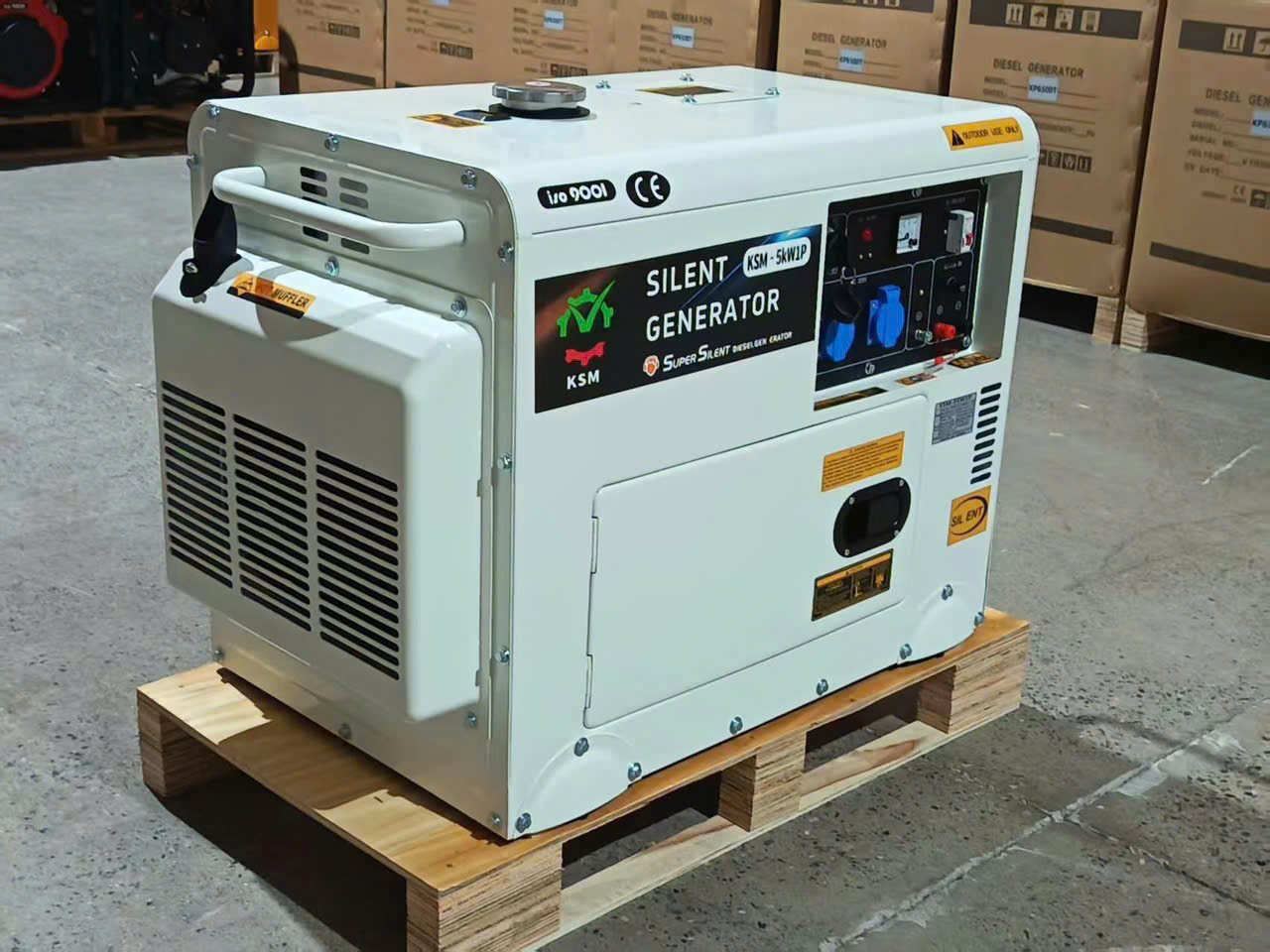 MÁY PHÁT ĐIỆN KASUMI 5KW CHẠY DẦU CÓ VỎ TIÊU ÂM