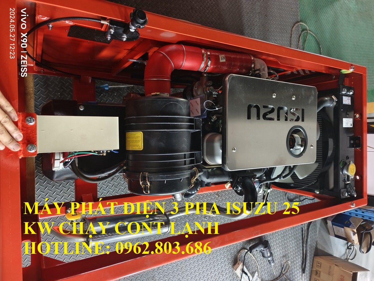 may-phat-isuzu-25-kw-chay-cont