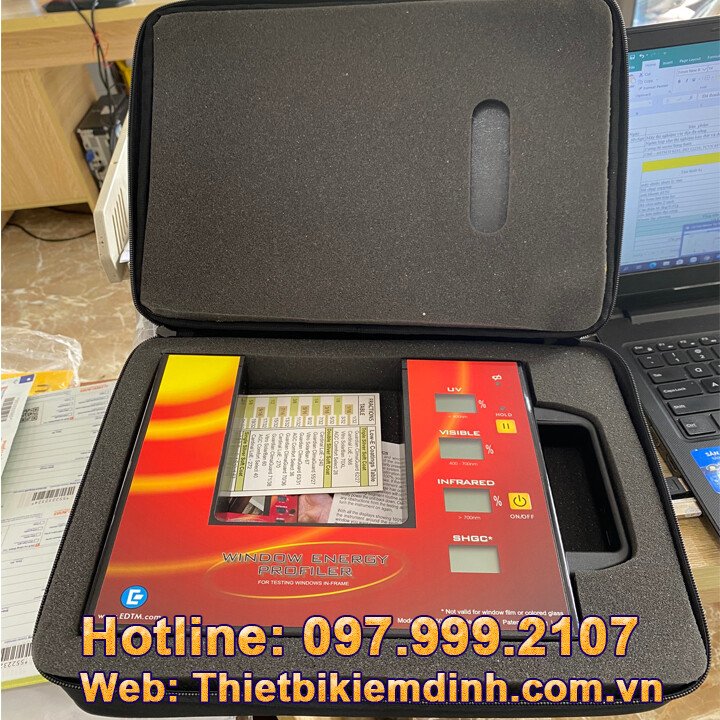 máy đo chỉ số UV kính - Máy đo tổng năng lượng truyền qua kính - Máy đo độ truyền ánh sáng qua kính.