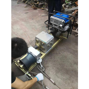 Máy tời cáp động cơ chạy xăng/dầu JM-5