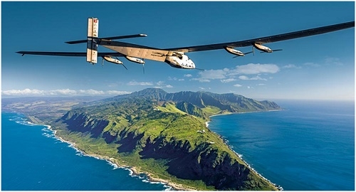 máy bay dùng năng lượng mặt trời