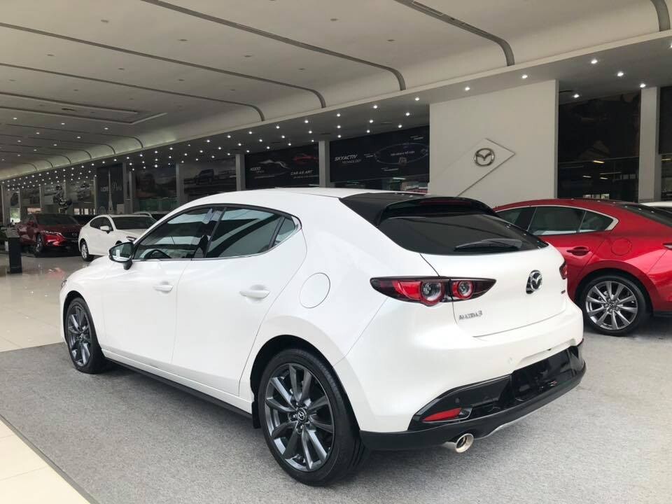 Mazda 3 Hatchback 2021 Giá Xe Đánh Giá và Hình Ảnh  anycarvn