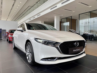 Mazda 3 1.5L Luxury