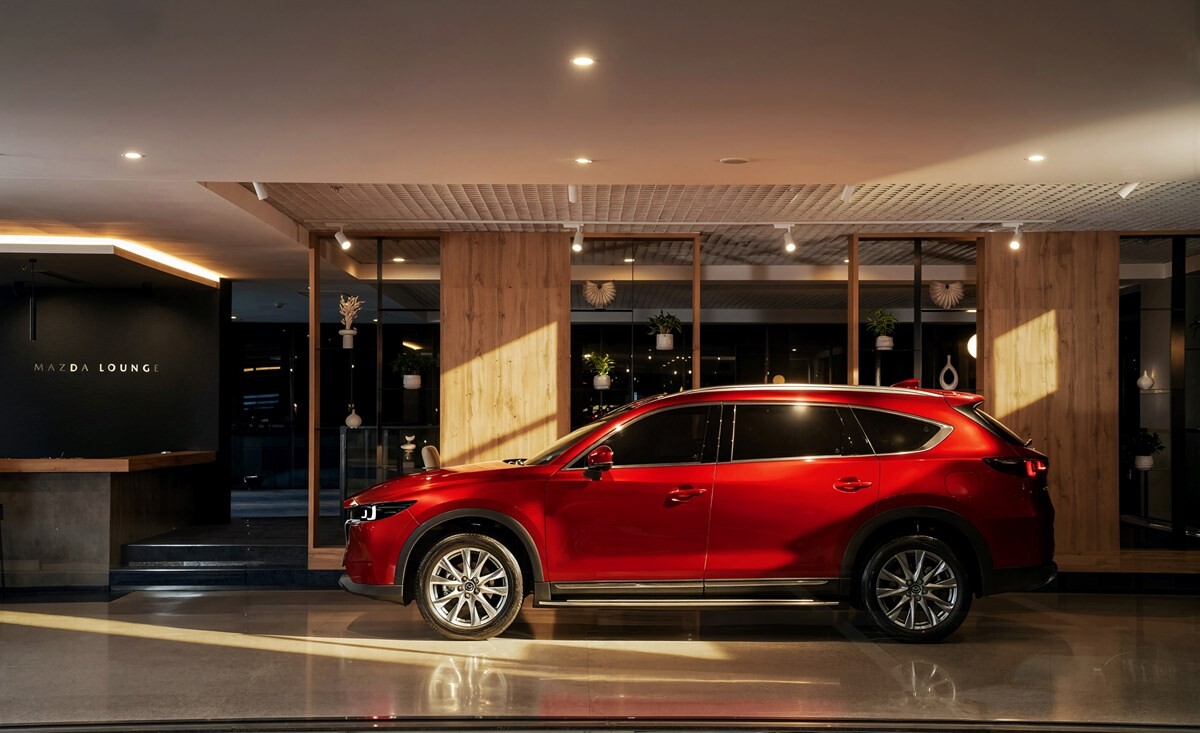 Mazda Việt Nam giới thiệu xe Mazda CX-8 2.5 Luxury giá bán 899 triệu đồng