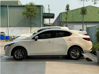 New Mazda 2 1.5 Deluxe (E5)