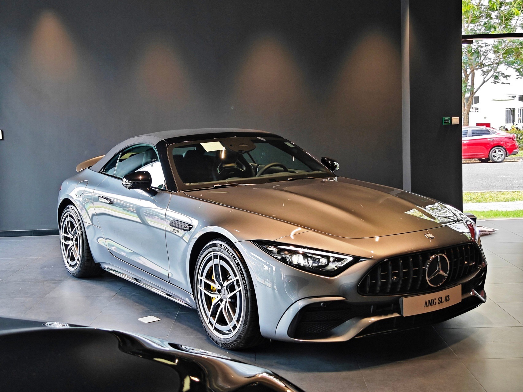 Mercedes-AMG SL 43