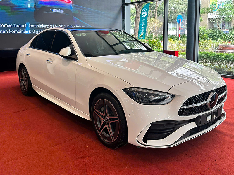 Mercedes-Benz C300 AMG