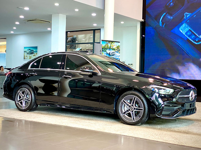 Mercedes-Benz C300 AMG