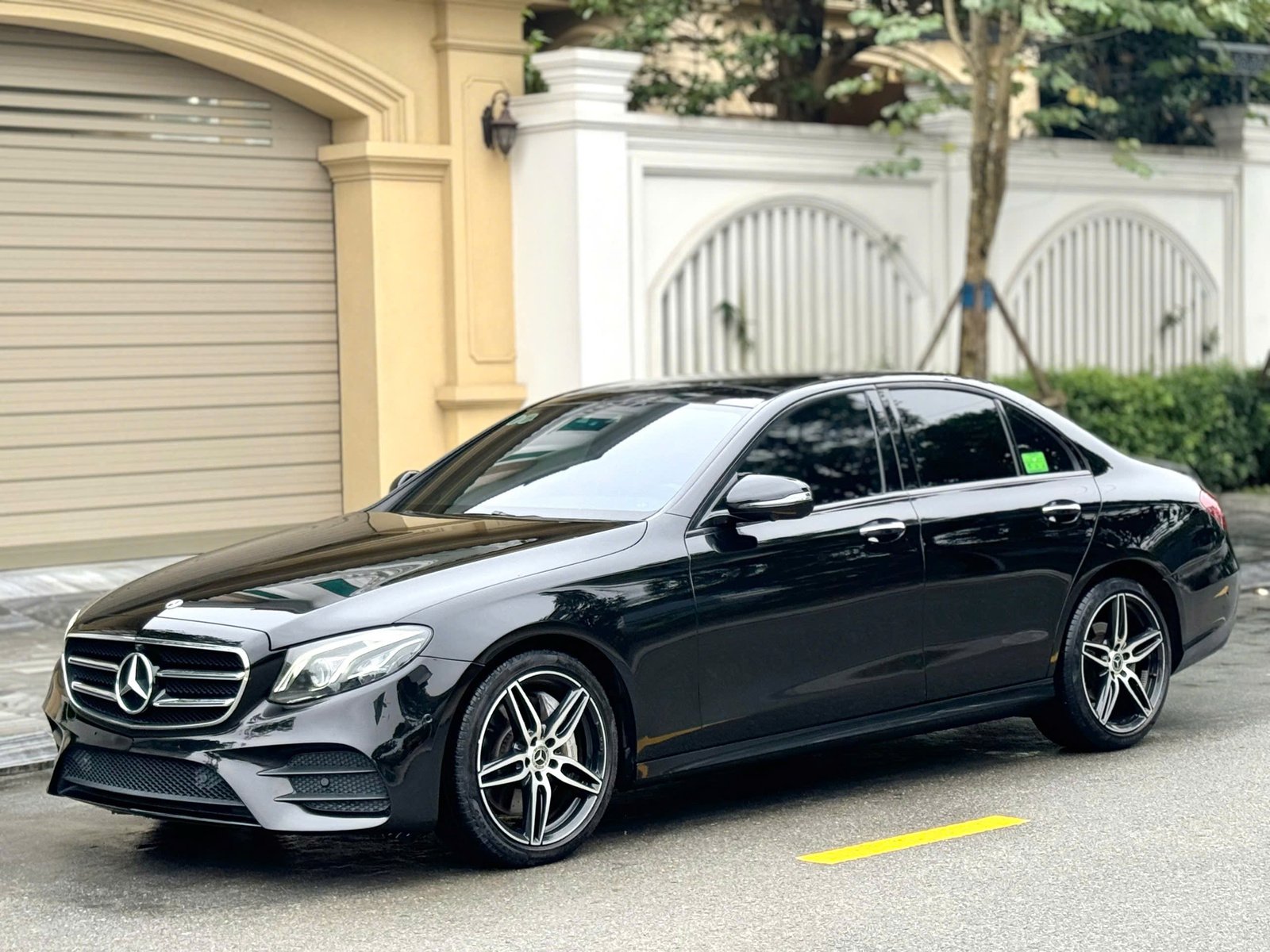 Mercedes Benz E Class E300 AMG 2019