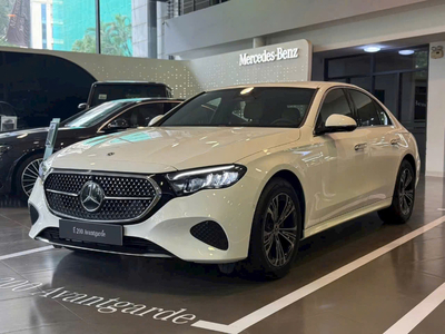 Mercedes-Benz E 200 Avantgarde