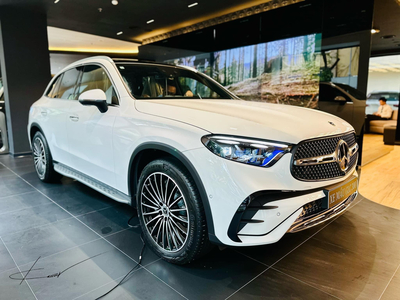 MERCEDES-BENZ GLC300 4MATIC - ALL NEW 2023