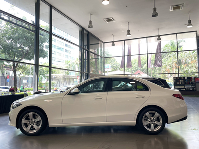 Mercedes-Benz C200 Avantgarde