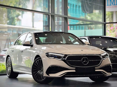 Mercedes Benz E300 AMG
