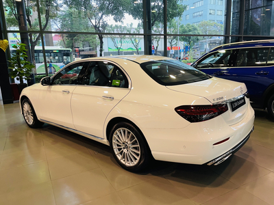 Mercedes-Benz E200 Exclusive