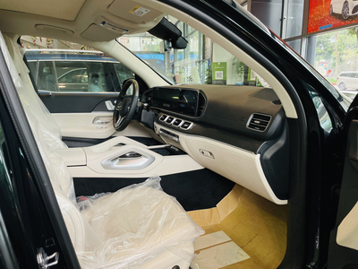 Mercedes GLS 450 4MATIC