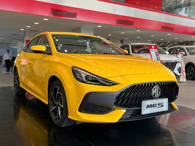 MG5 Luxury
