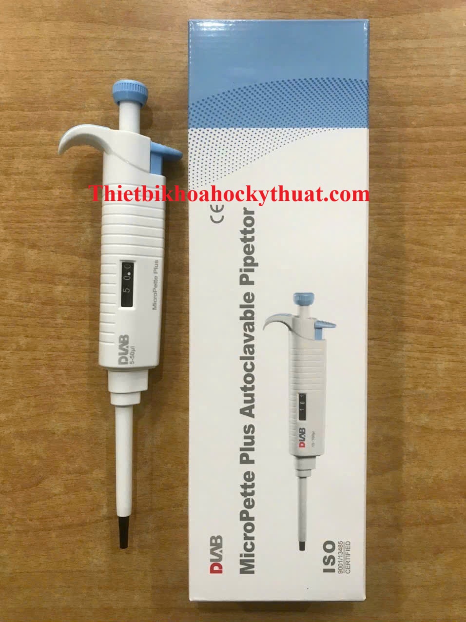 Micropipette có hấp 1 kênh 5-50uL_Dlab
