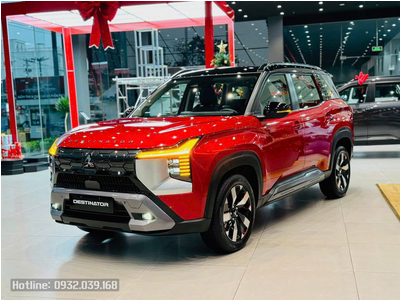 Mitsubishi Destinator Ultimate phiên bản cao cấp màu Đỏ