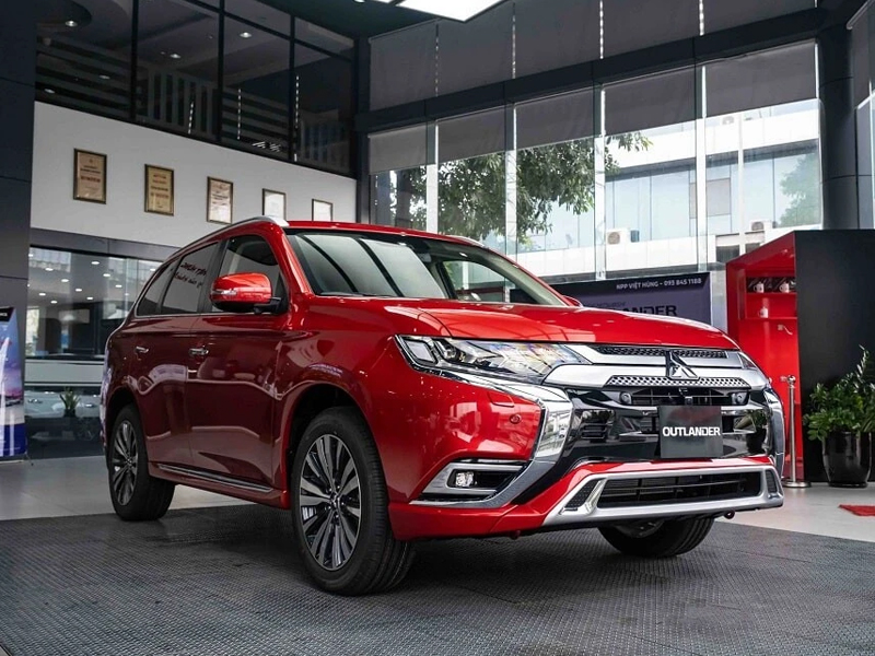 Mitsubishi Outlander 2.0 CVT 2025