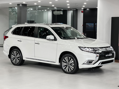 Mitsubishi Outlander 2.0 CVT Premium