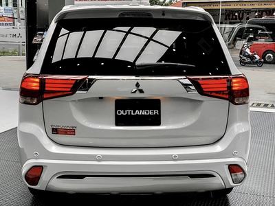 Mitsubishi Outlander 2.4 CVT Premium
