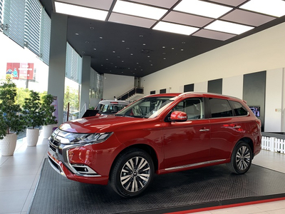 Mitsubishi Outlander 2.4 CVT Premium