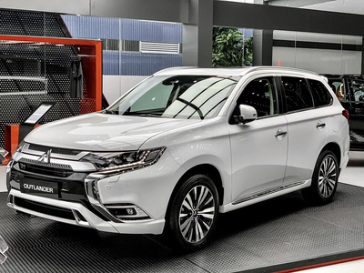 Mitsubishi Outlander 2.4 CVT Premium