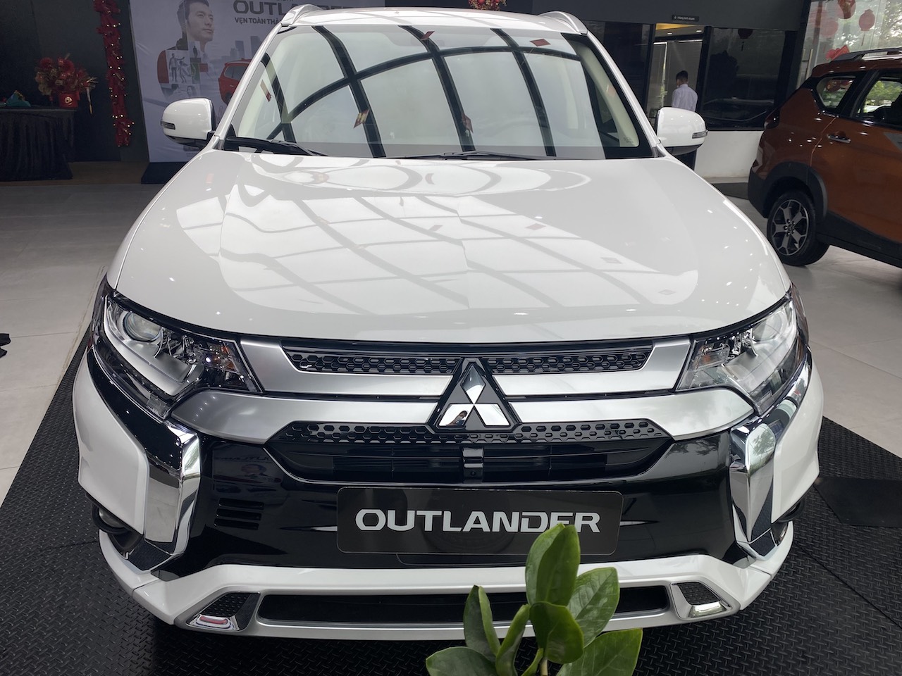Mitsubishi Outlander 2.0 CVT 2023