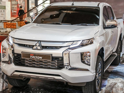 Mitsubishi Triton 4x2 AT Mivec