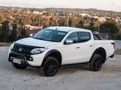 Mitsubishi Triton 4x2 MT