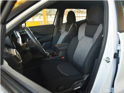 Mitsubishi Xforce GLX