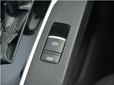 Mitsubishi Xforce GLX