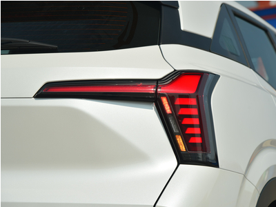 Mitsubishi Xforce GLX