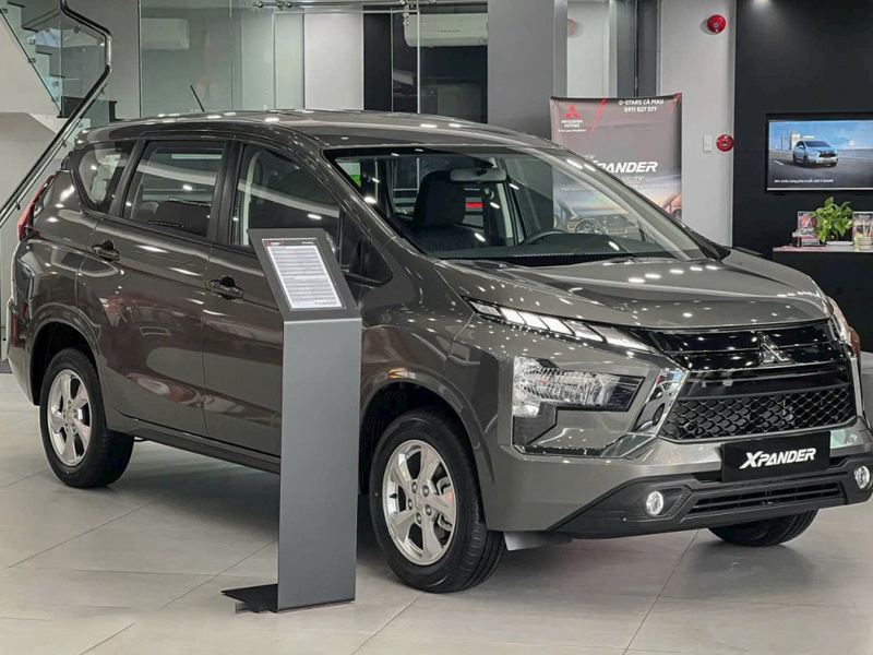 Mitsubishi Xpander AT