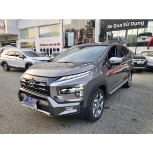 Xe qua sử dụng Mitsubishi Xpander Cross 2022 màu nâu
