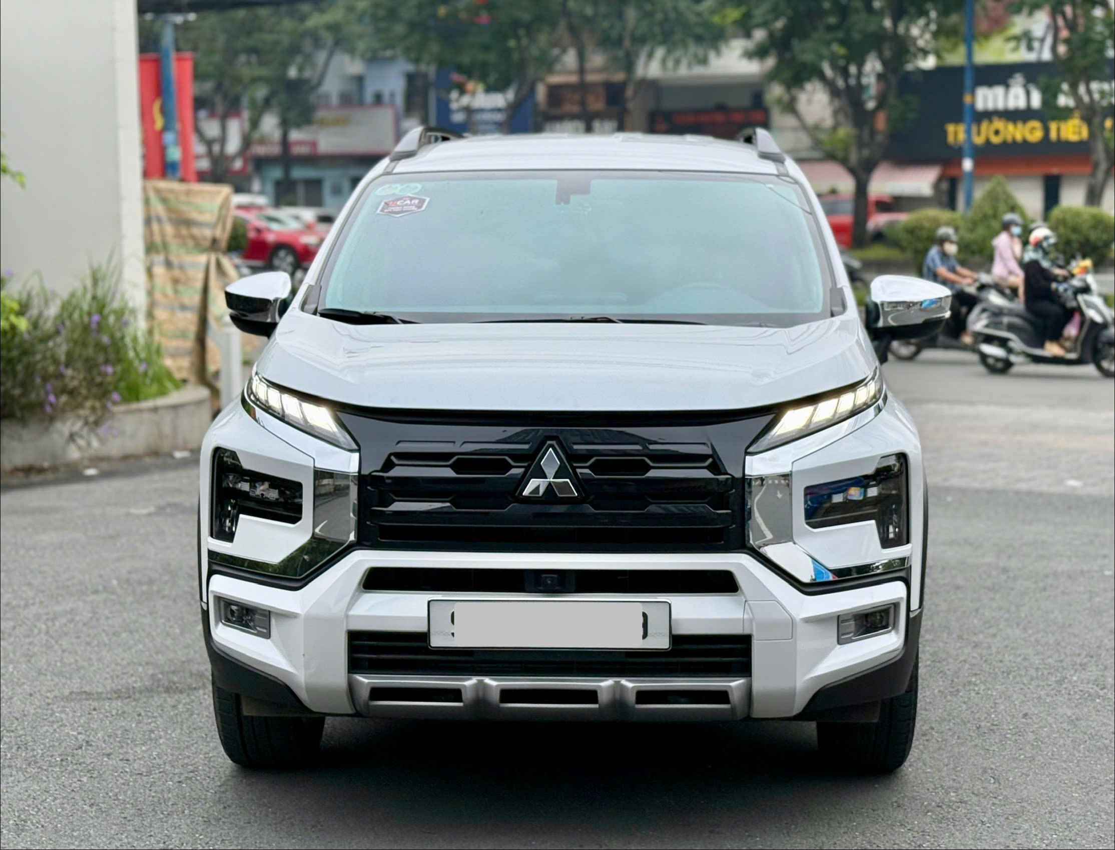 Mitsubishi Xpander Cross 2025 Siêu Lướt