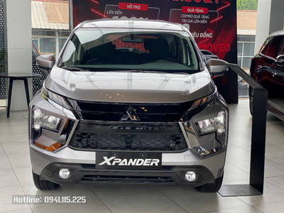Mitsubishi Xpander AT Eco màu xám bạc 2025