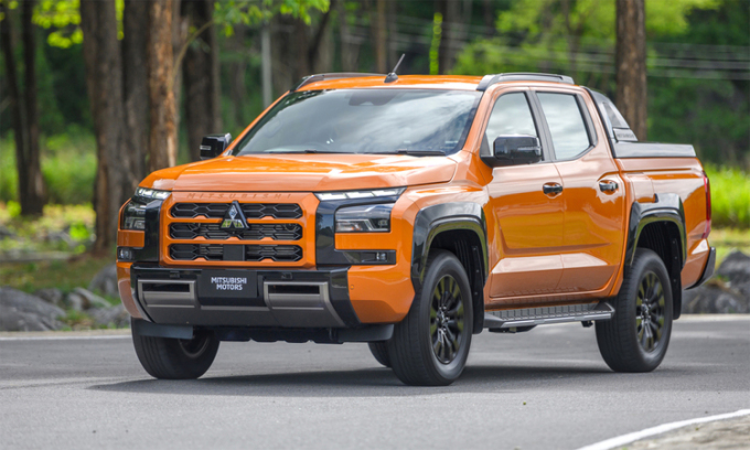 Ảnh Mitsubishi Triton 2024 thế hệ mới tại Thái Lan