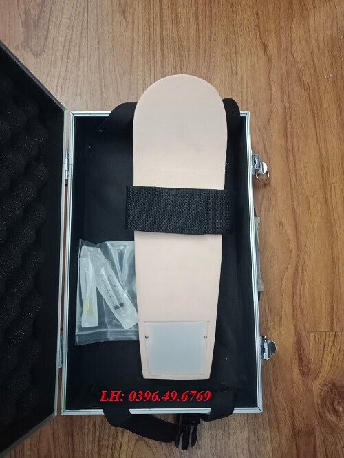 Mô hình tiêm bắp tay điện tử