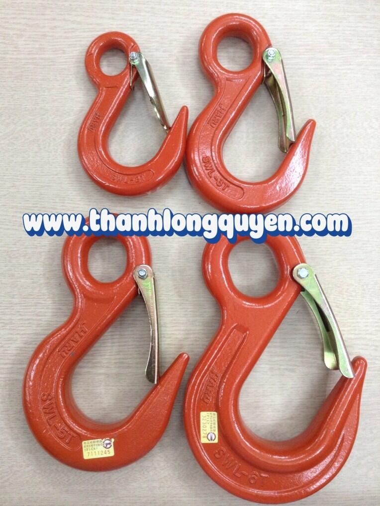 MÓC CẨU CÓ LƯỠI GÀ HARU