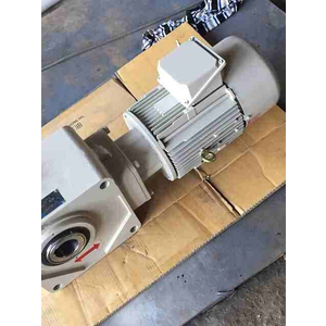 Motor giảm tốc cốt âm Nhật bãi