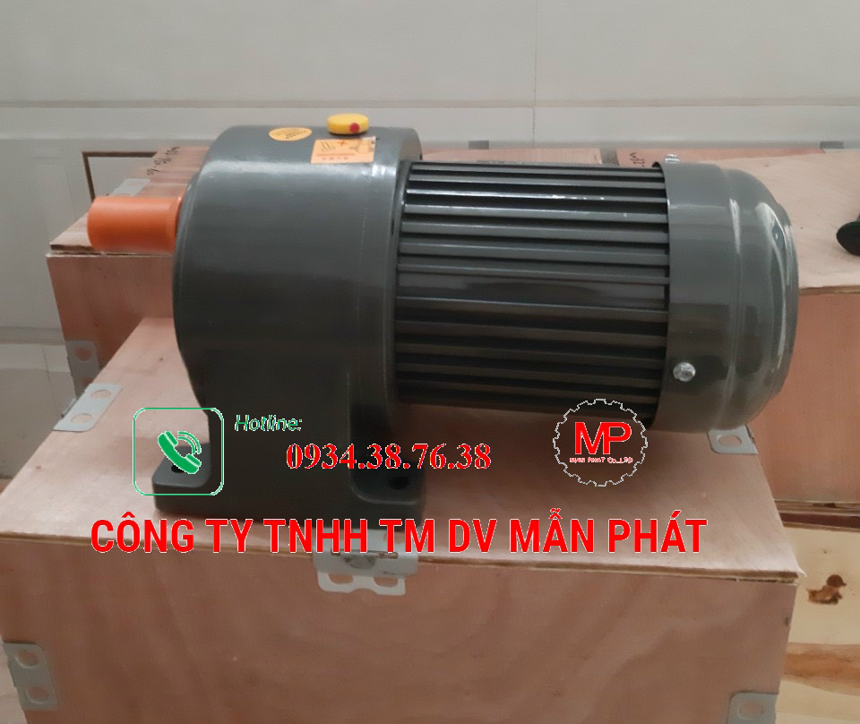 Motor giảm tốc (động cơ liền hộp số) 0.4kW 1HP 1/3 chân đế