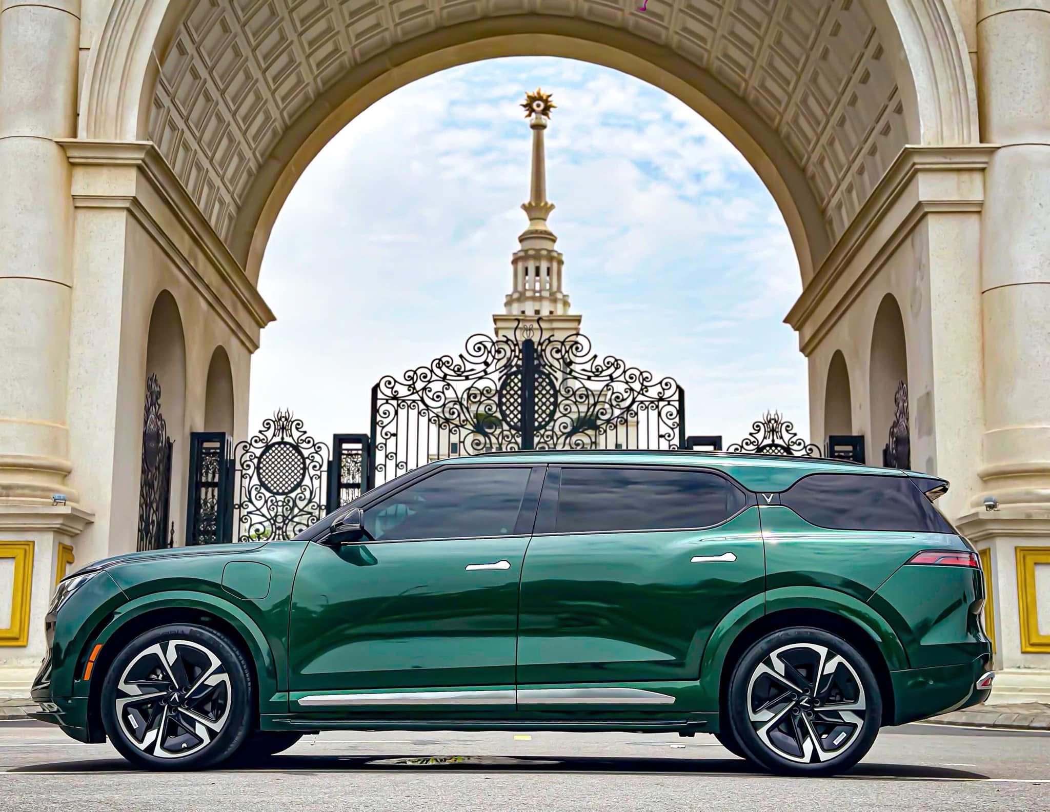 MUA VINFAST VF 8, VF 9 – NHẬN NGAY VOUCHER NGHỈ DƯỠNG VINPEARL TRỊ GIÁ 50 TRIỆU ĐỒNG