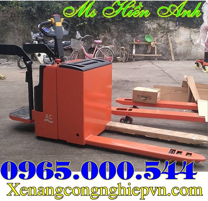 xe nâng điện thấp 2 tấn