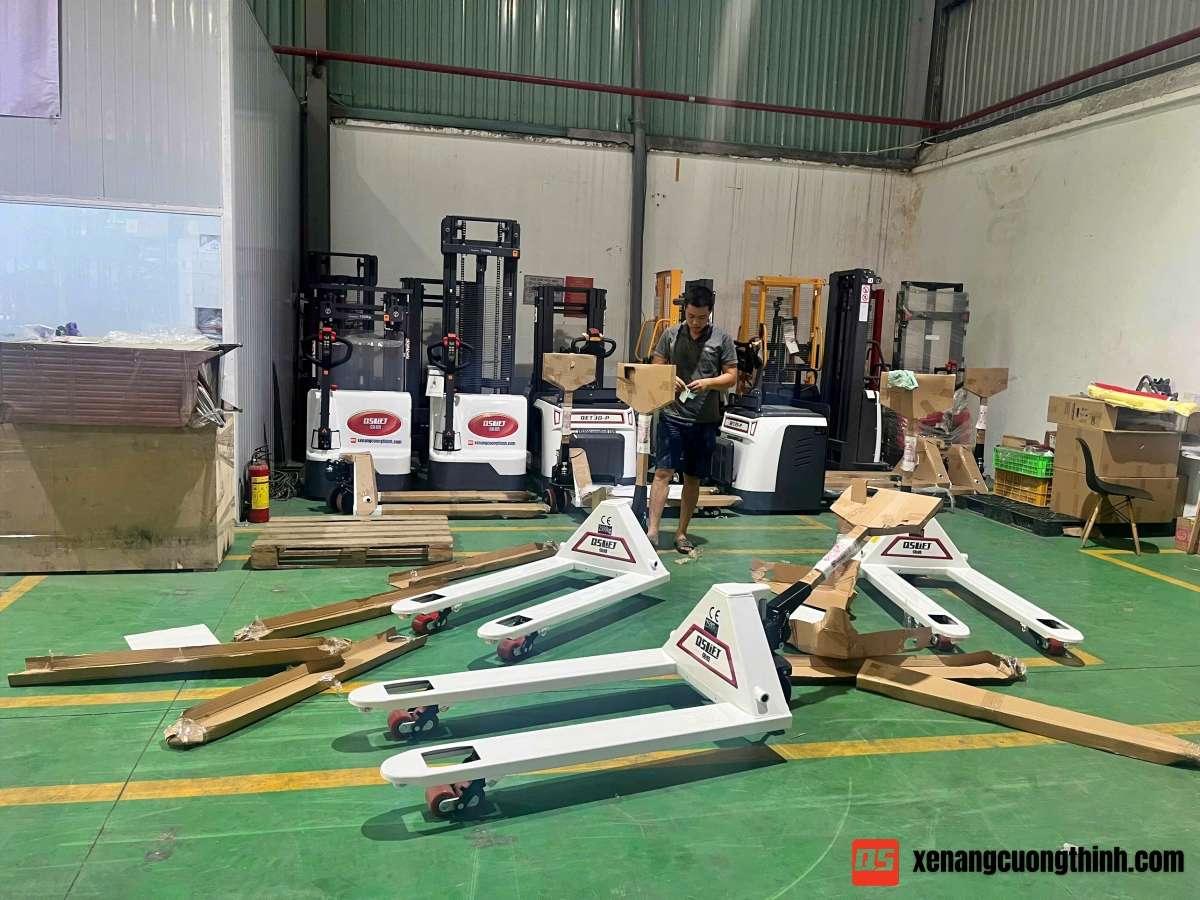 Xe Nâng Tay tại Cường Thịnh