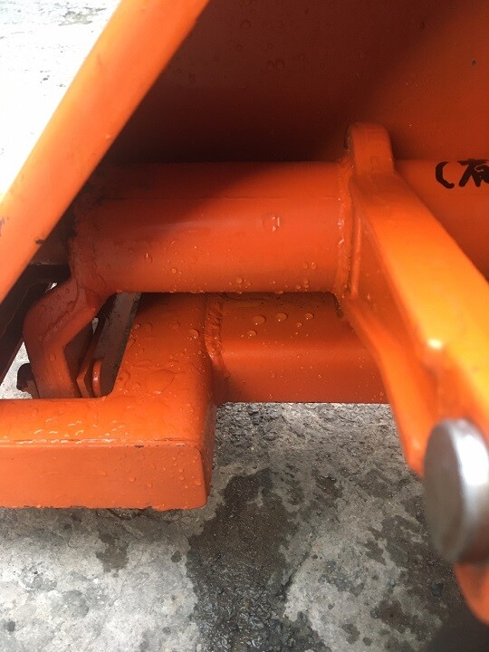 Mua xe nâng tay cũ giá rẻ