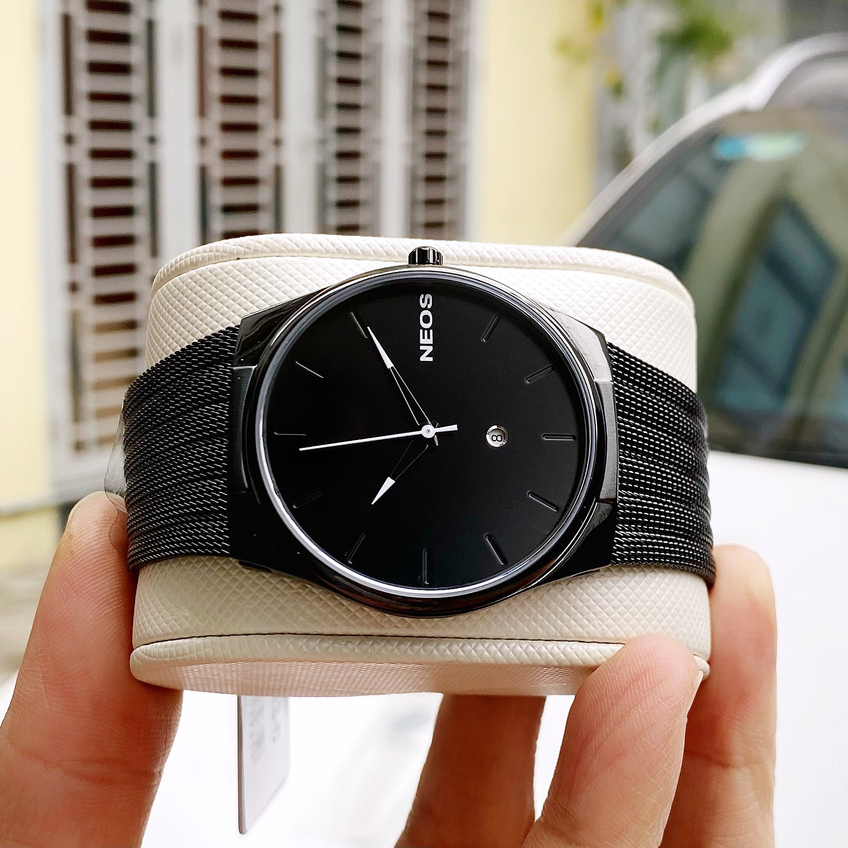 Đồng hồ Neos N-40713M Dây Thép dạng lưới